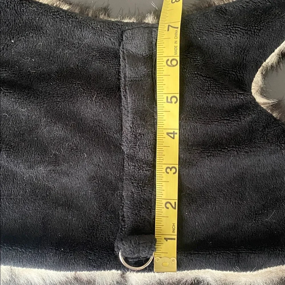 Pet Flys Faux Fur Dog Vest Sz M Black & Cream Made in USA Winter Animal Print